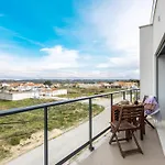 Апартаменты Sol E Mar T3 - By Smarthomes Сан-Мартинью-ду-Порту