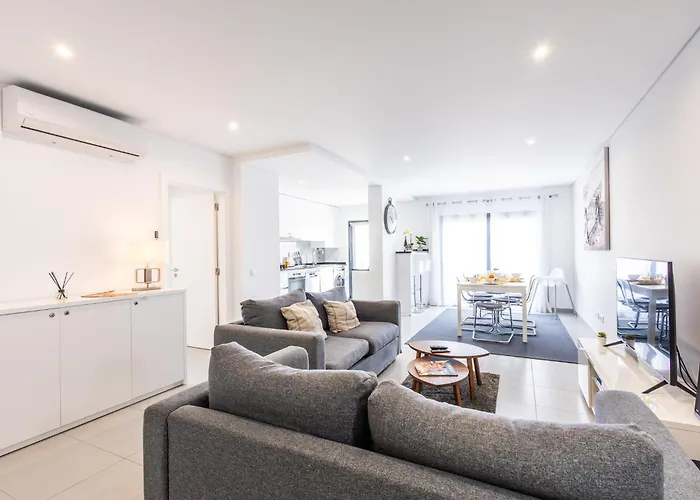 Apartment Sol E Mar T3 - By Smarthomes *